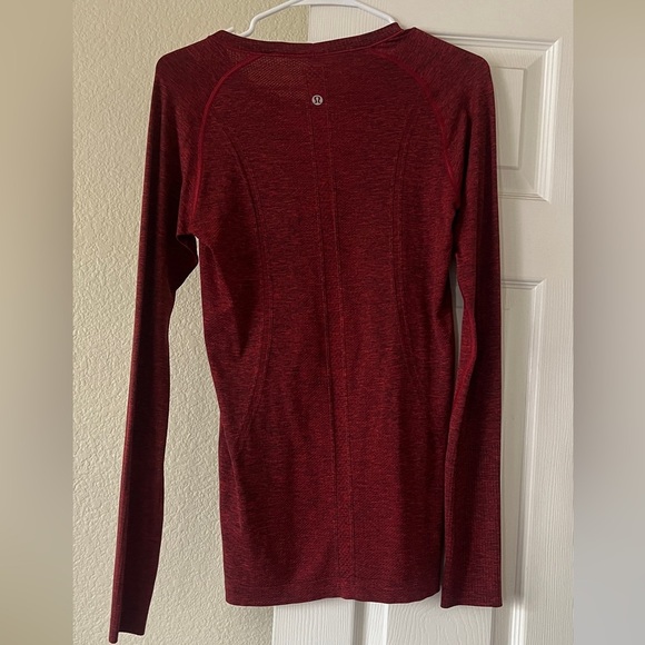 Lululemon swiftly long sleeve - Picture 2 of 3